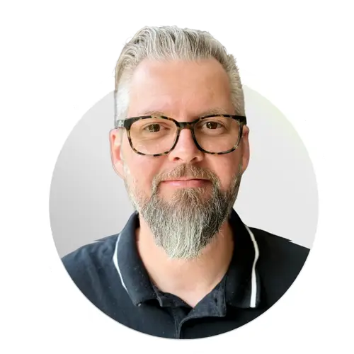 Aus der Praxis: Virtueller Teamplayer - Wie ChatGPT Jugendreise-Anbieter effizienter macht